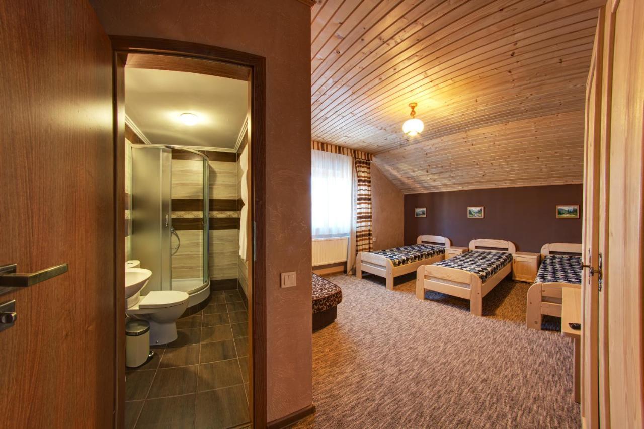 Hotel Gutsulia Bukoveľ Pokoj fotografie